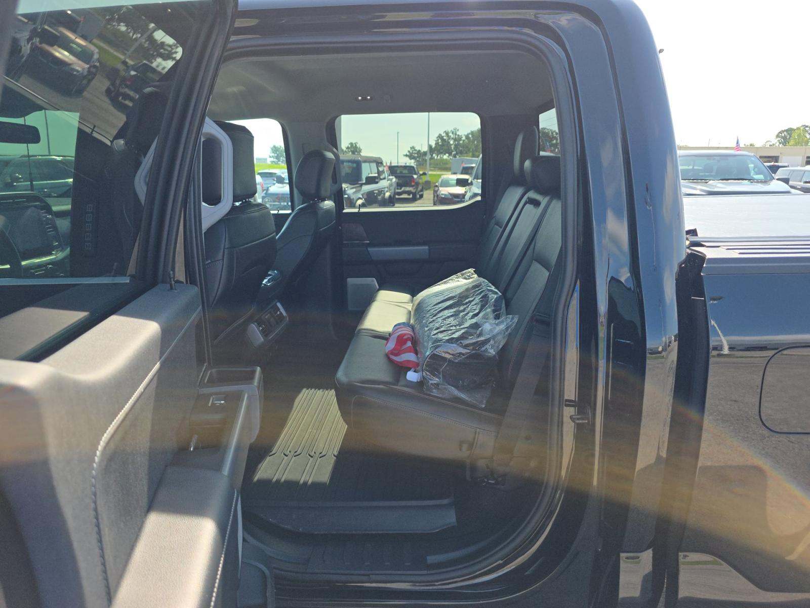 2023 Ford F-150 Lariat AWD