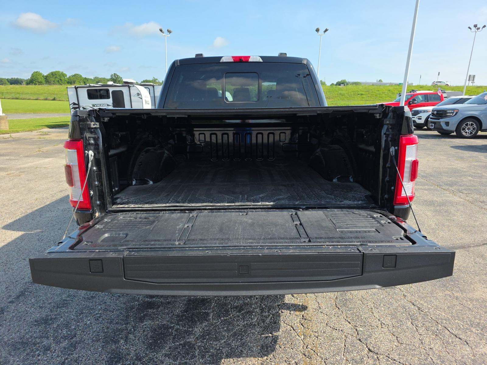 2023 Ford F-150 Lariat AWD