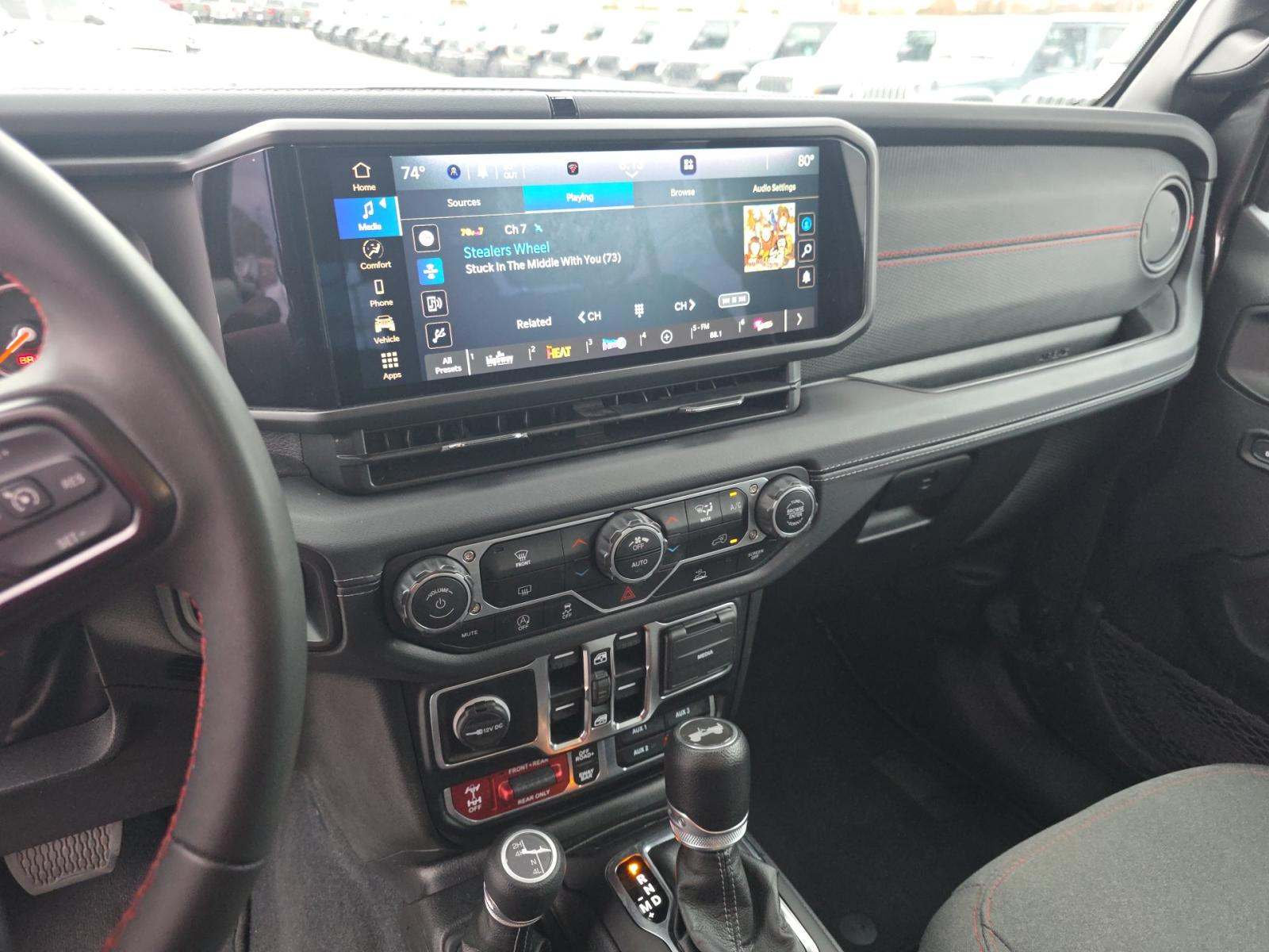 2024 Jeep Wrangler Rubicon AWD