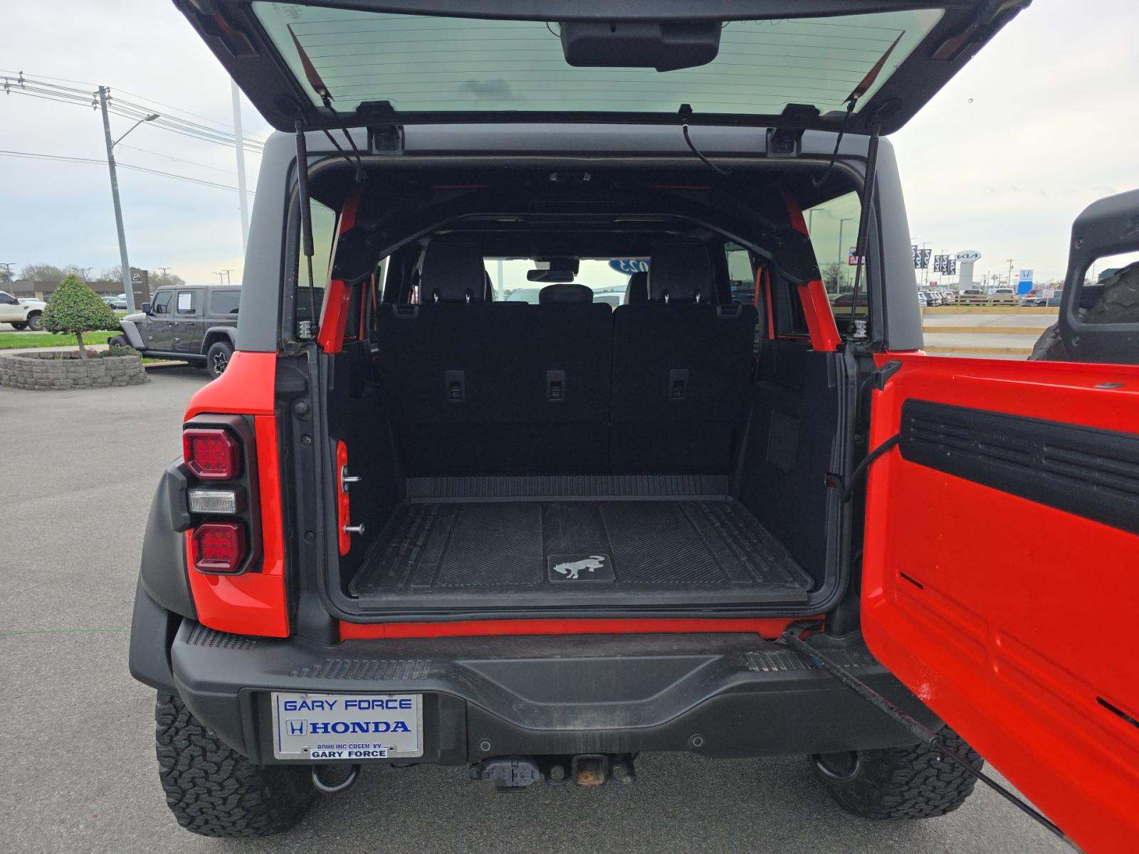FORD BRONCO - 10