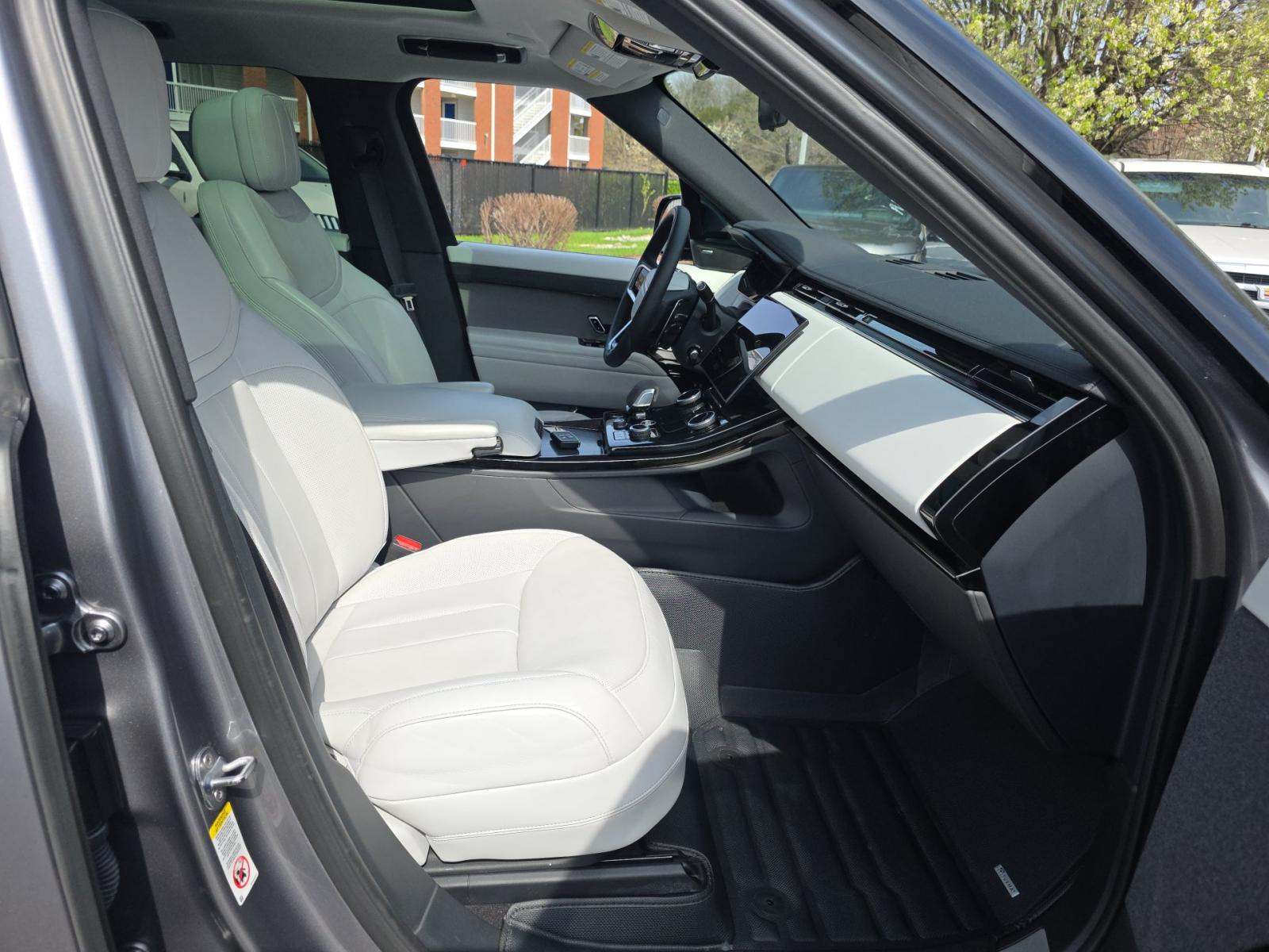 2023 Land Rover Range Rover Sport SE AWD