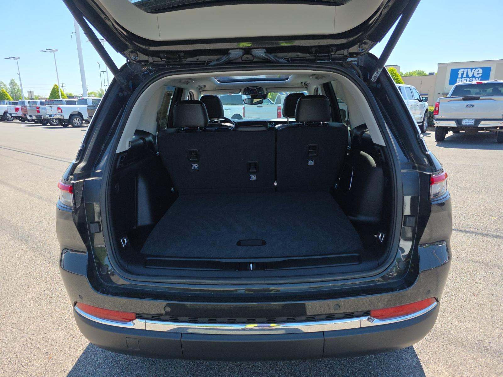 JEEP GRAND CHEROKEE - 10