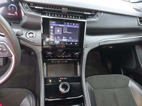 2023 Jeep Grand Cherokee Altitude AWD