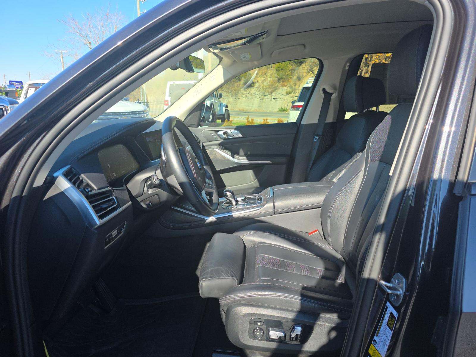 2022 BMW X7 xDrive40i AWD