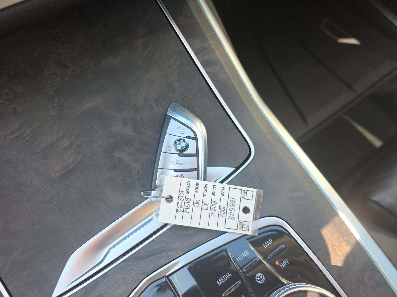 2022 BMW X7 xDrive40i AWD