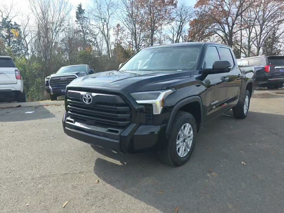 2024 Toyota Tundra SR5 AWD