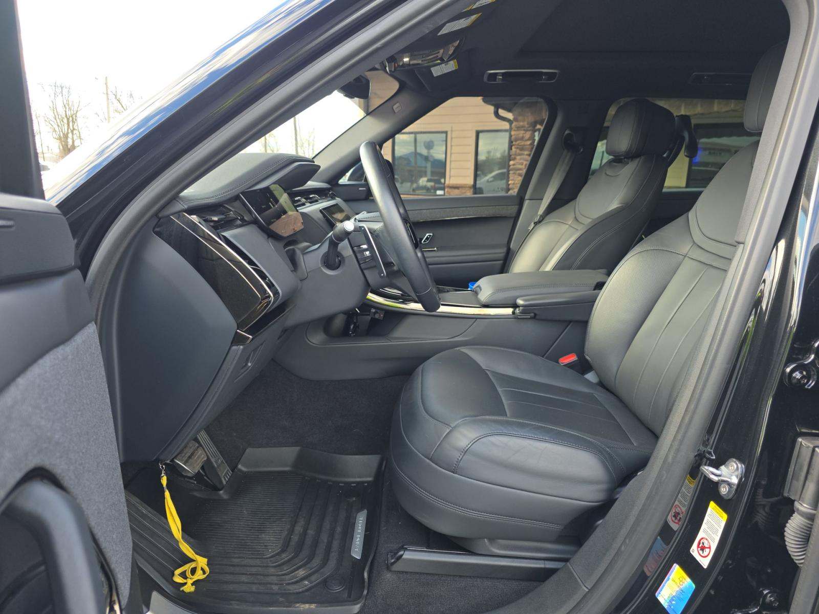 2023 Land Rover Range Rover Sport SE Dynamic AWD