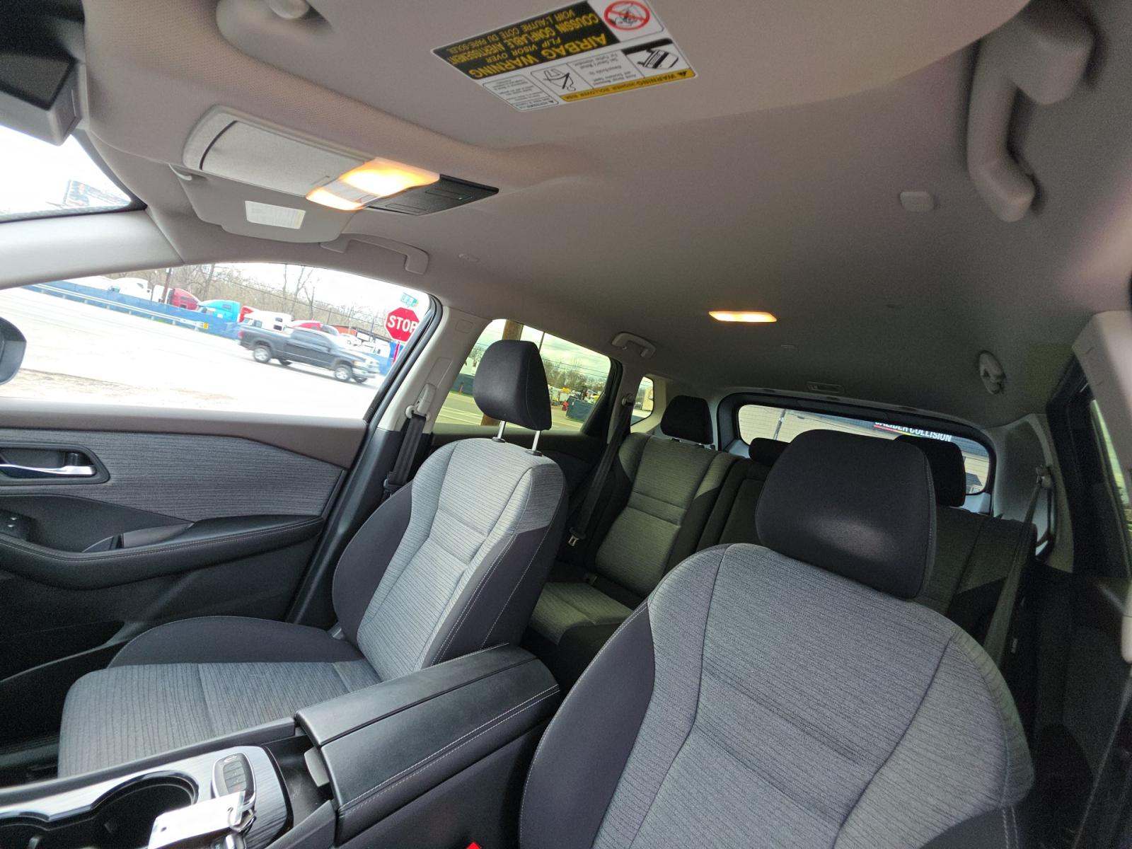 2023 Nissan Rogue SV FWD