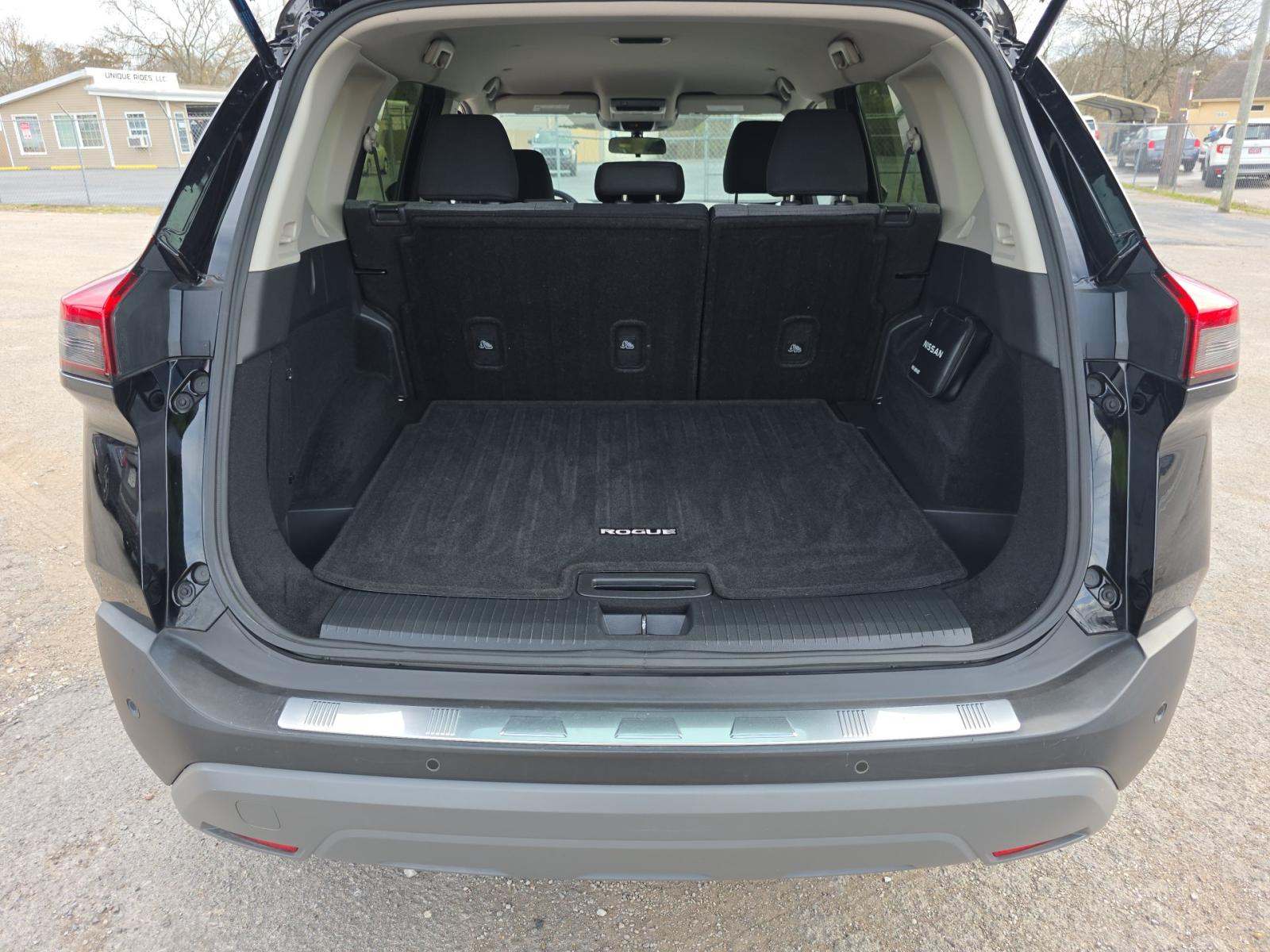 2023 Nissan Rogue SV FWD