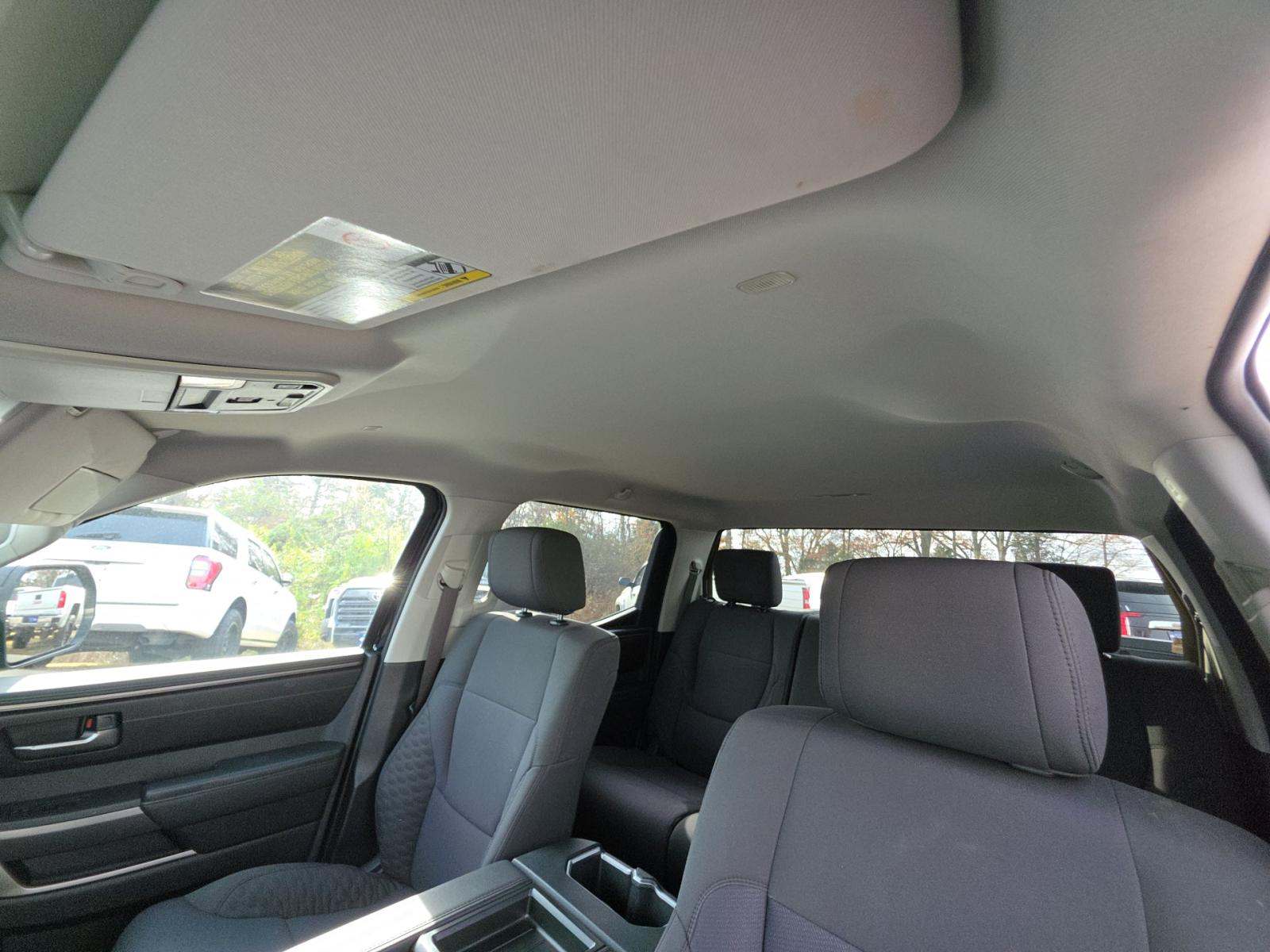 2022 Toyota Tundra SR5 AWD