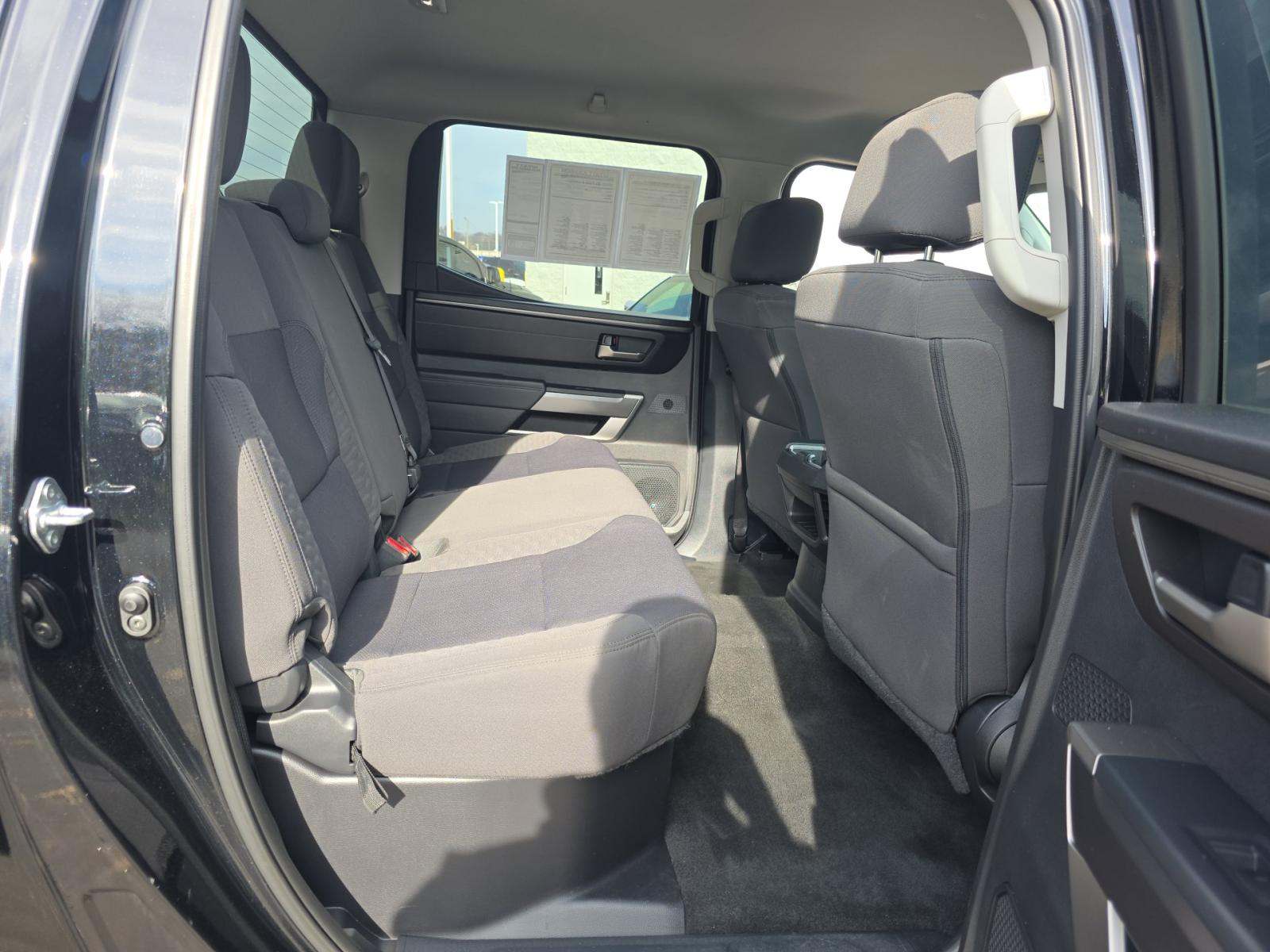 2022 Toyota Tundra SR5 AWD