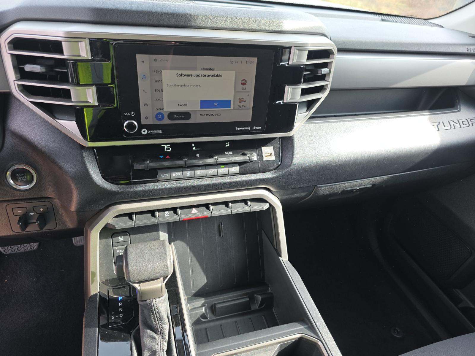 2022 Toyota Tundra SR5 AWD