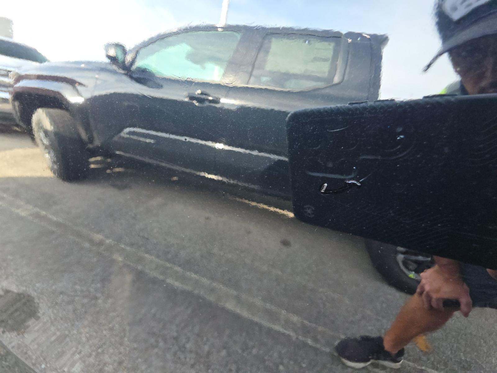 2022 Toyota Tundra SR5 AWD