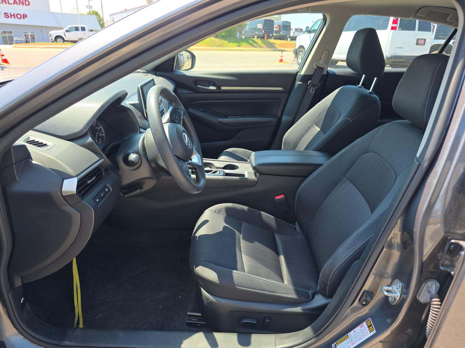 NISSAN ALTIMA - 2