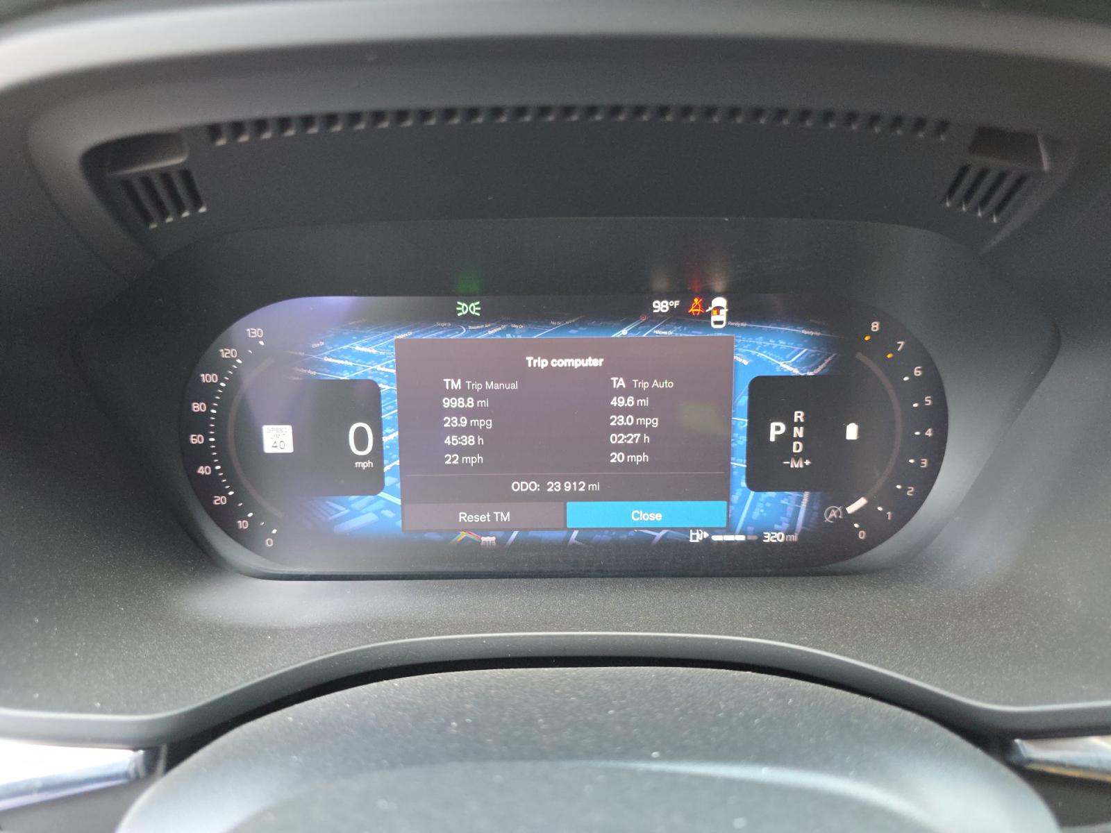 2023 Volvo XC60 B5 Ultimate FWD