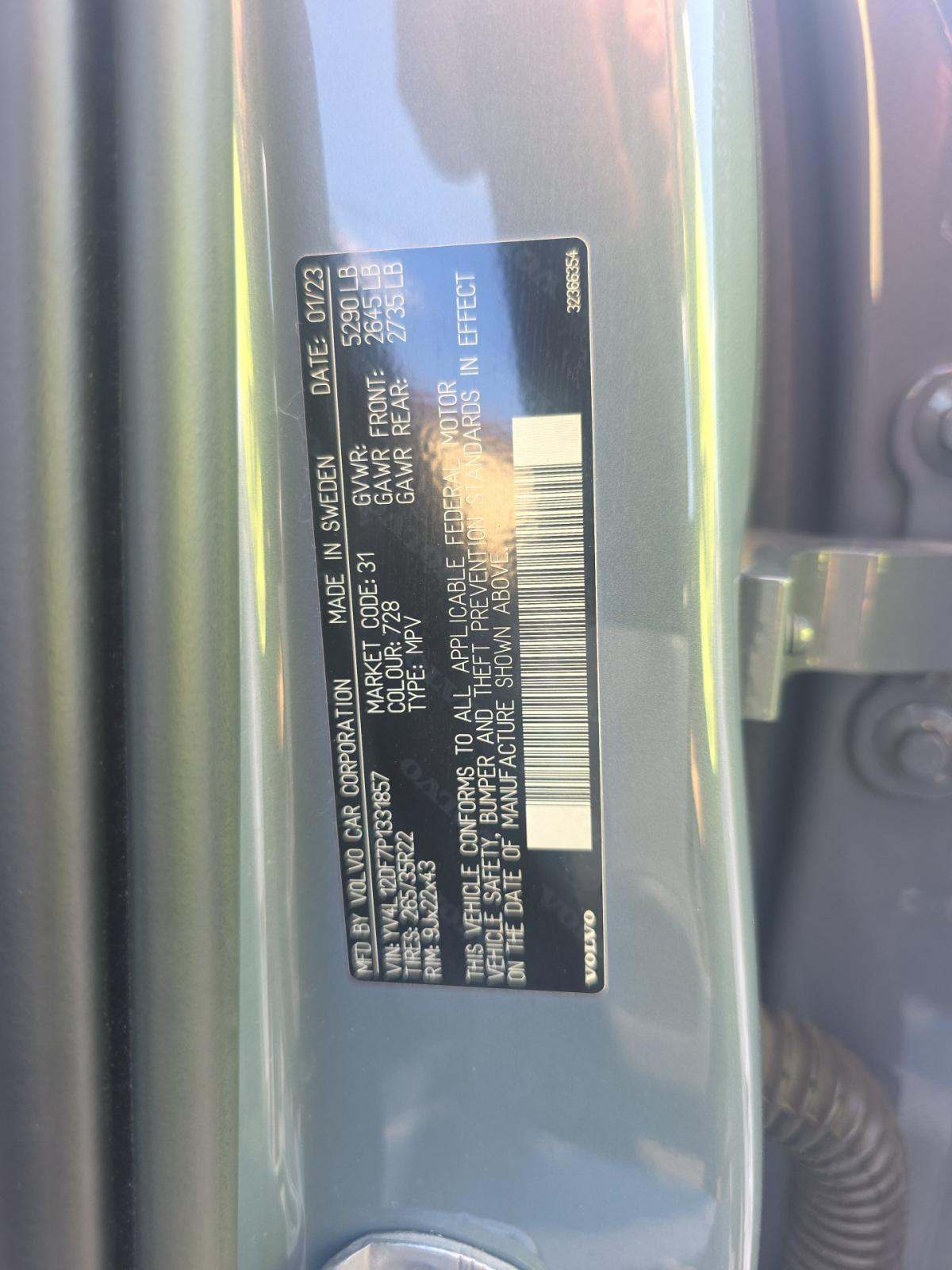 2023 Volvo XC60 B5 Ultimate FWD