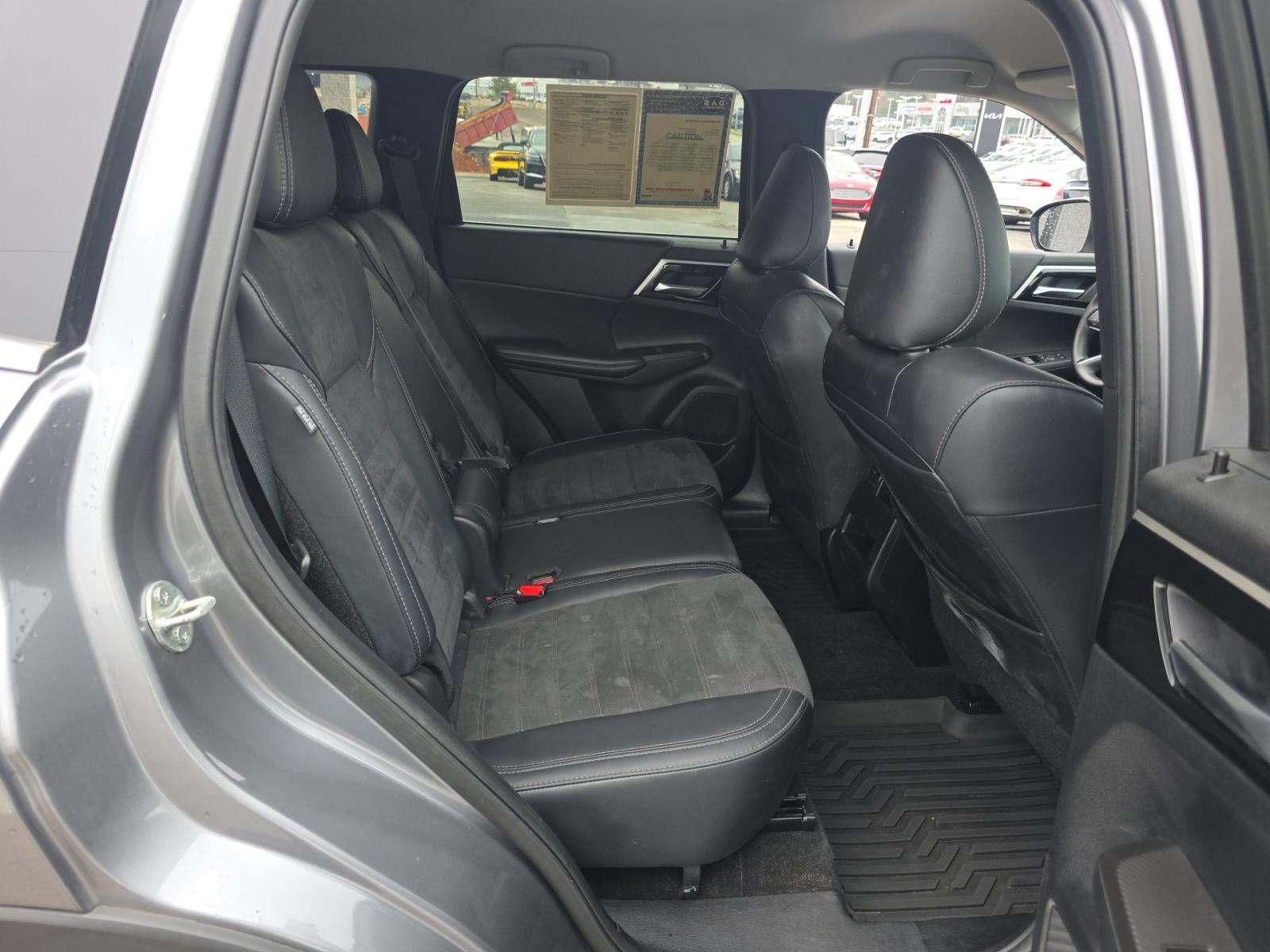 2024 Mitsubishi Outlander SE FWD