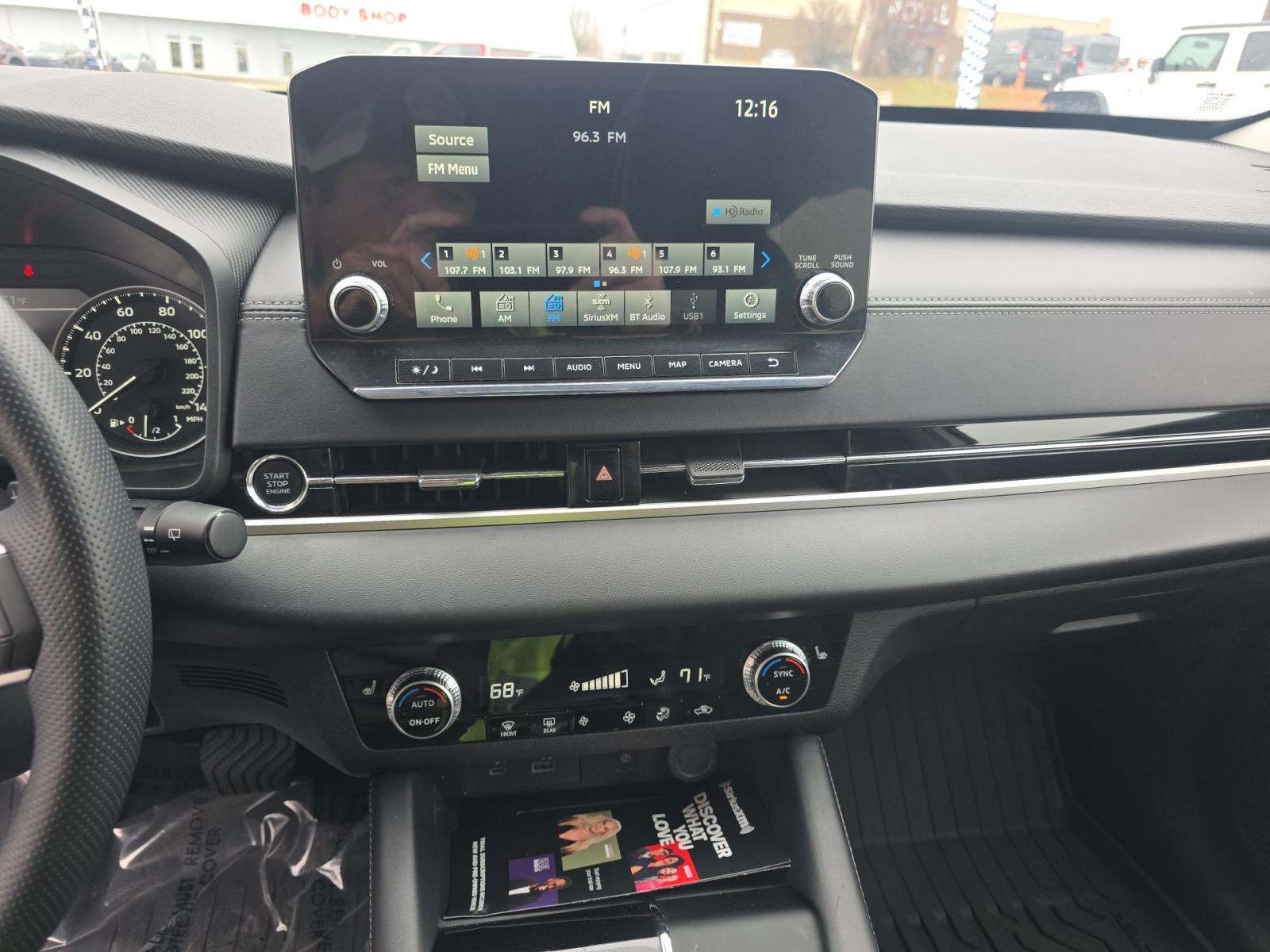 2024 Mitsubishi Outlander SE FWD