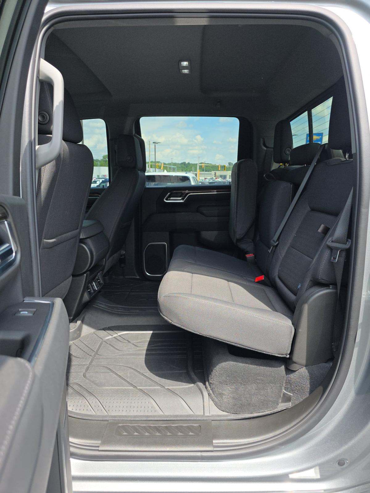 2025 Chevrolet Silverado 3500HD LT AWD