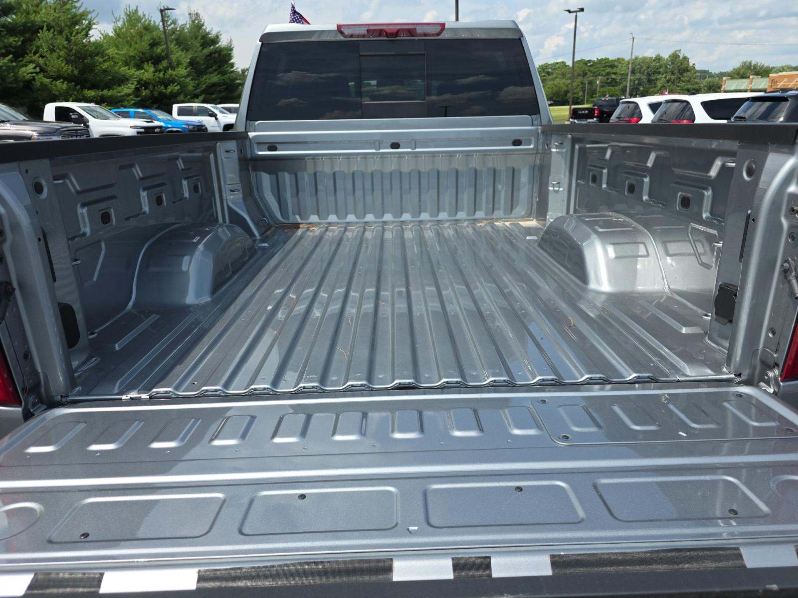 2025 Chevrolet Silverado 3500HD LT AWD