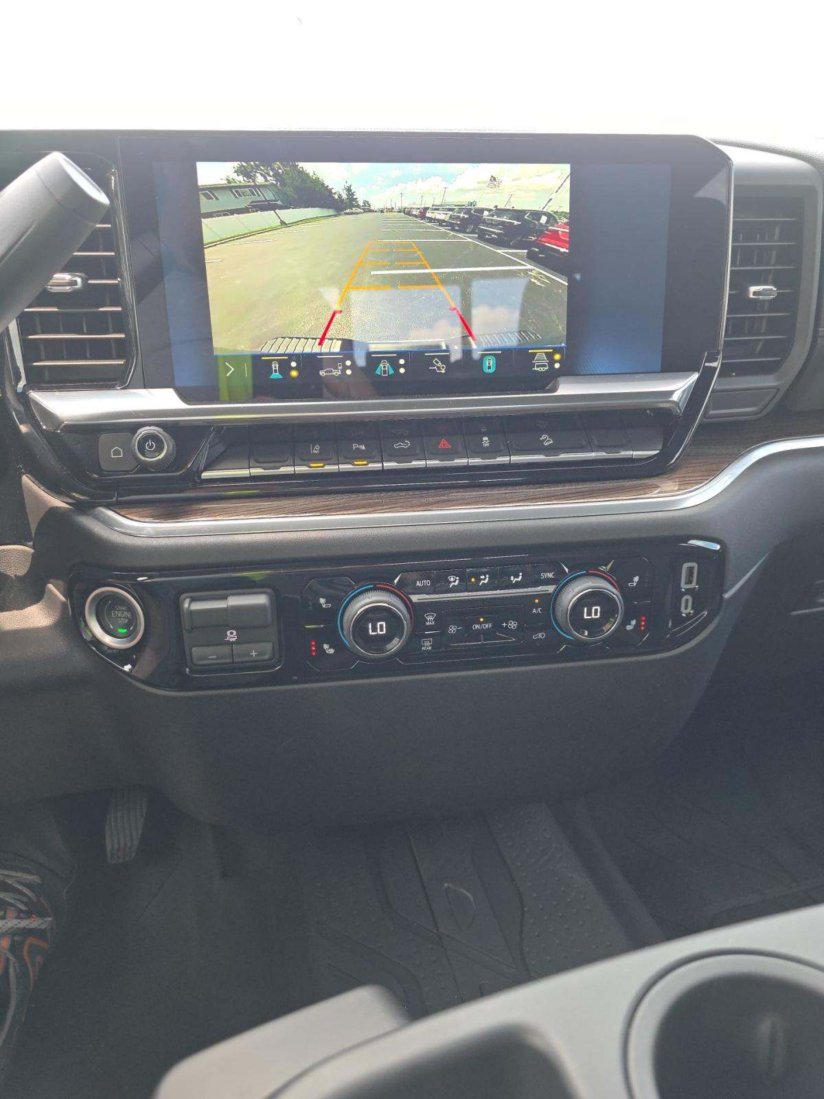 2025 Chevrolet Silverado 3500HD LT AWD