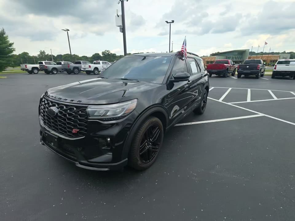 2025 Ford Explorer ST AWD