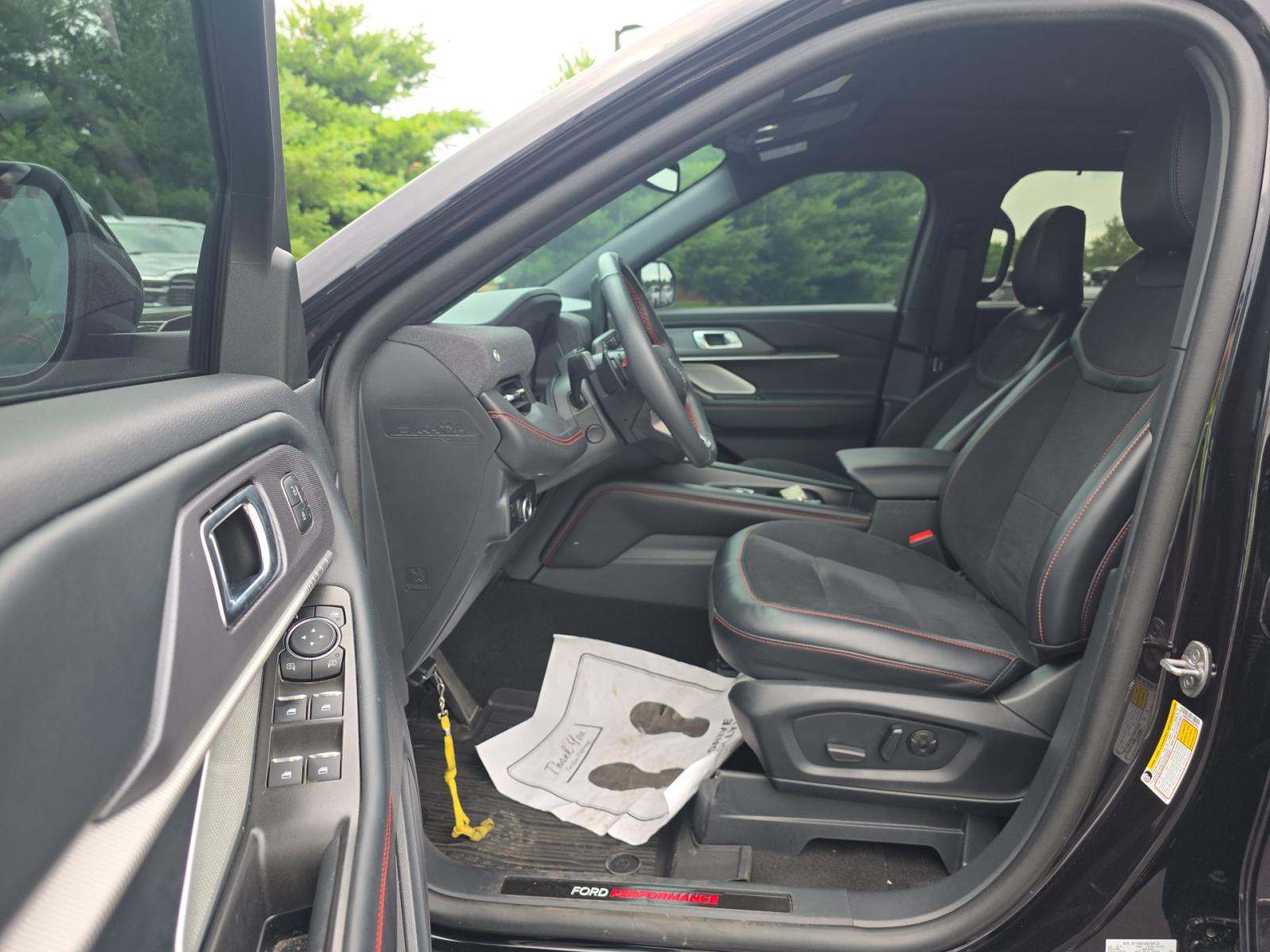 2025 Ford Explorer ST AWD