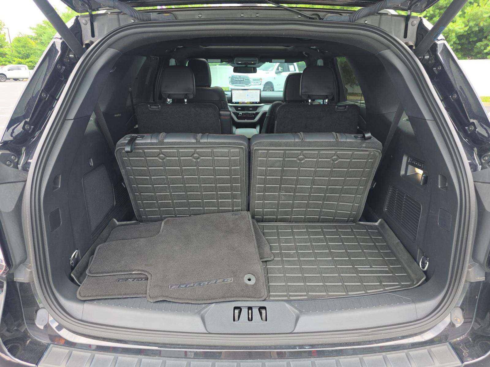 2025 Ford Explorer ST AWD