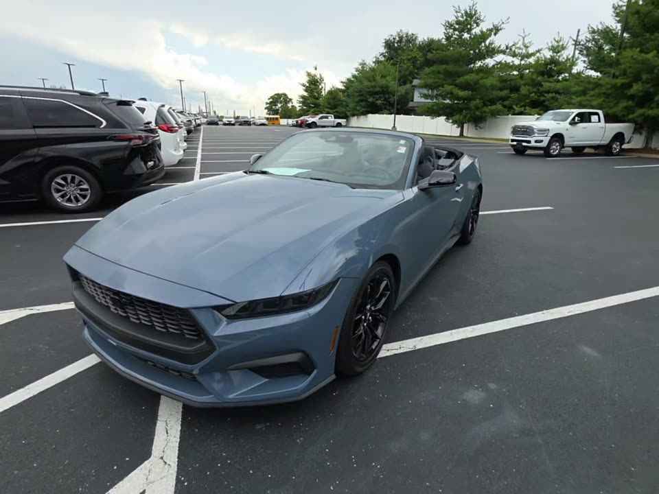 2025 Ford Mustang EcoBoost RWD