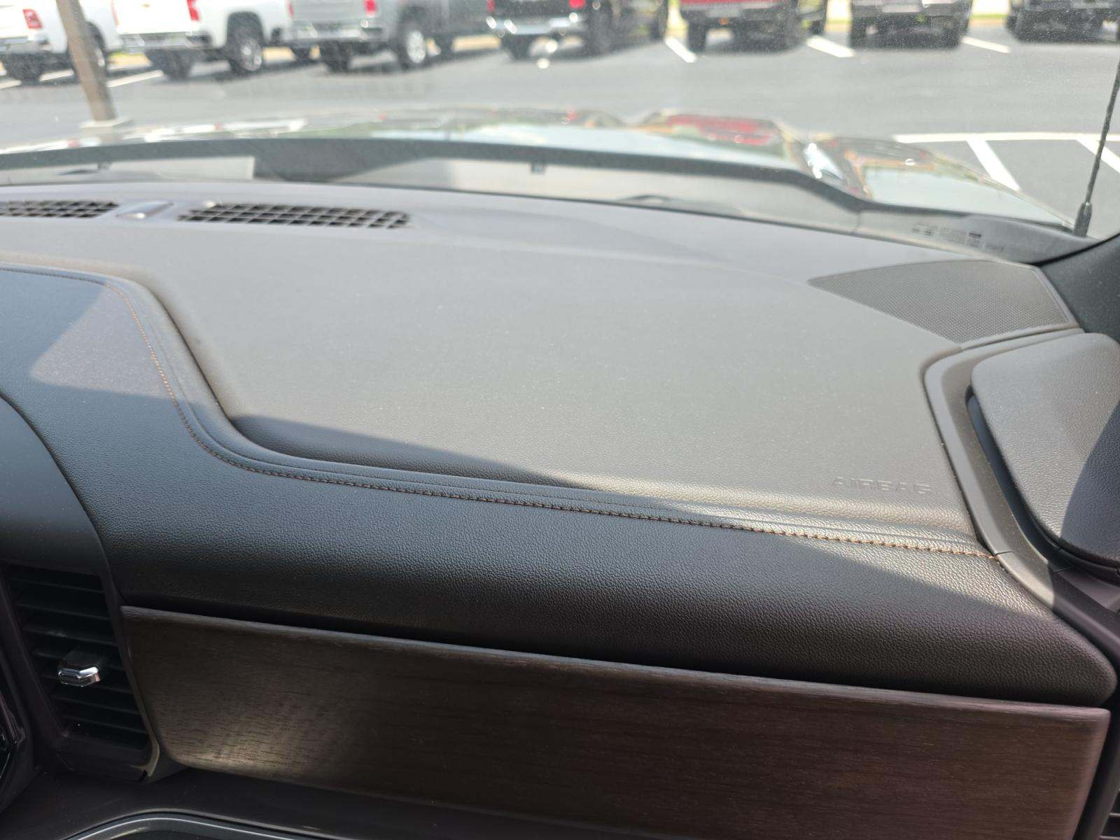 2025 Chevrolet Silverado 1500 High Country AWD