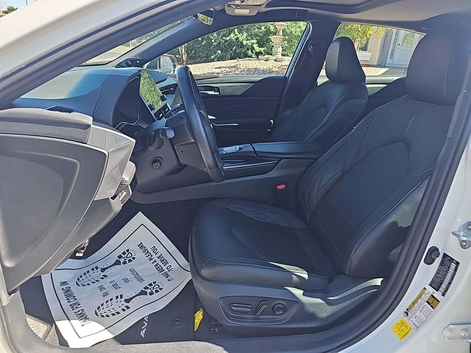 2022 Toyota Avalon Hybrid Limited FWD