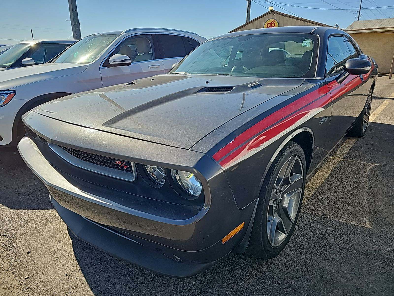 2013 Dodge Challenger R/T Classic RWD