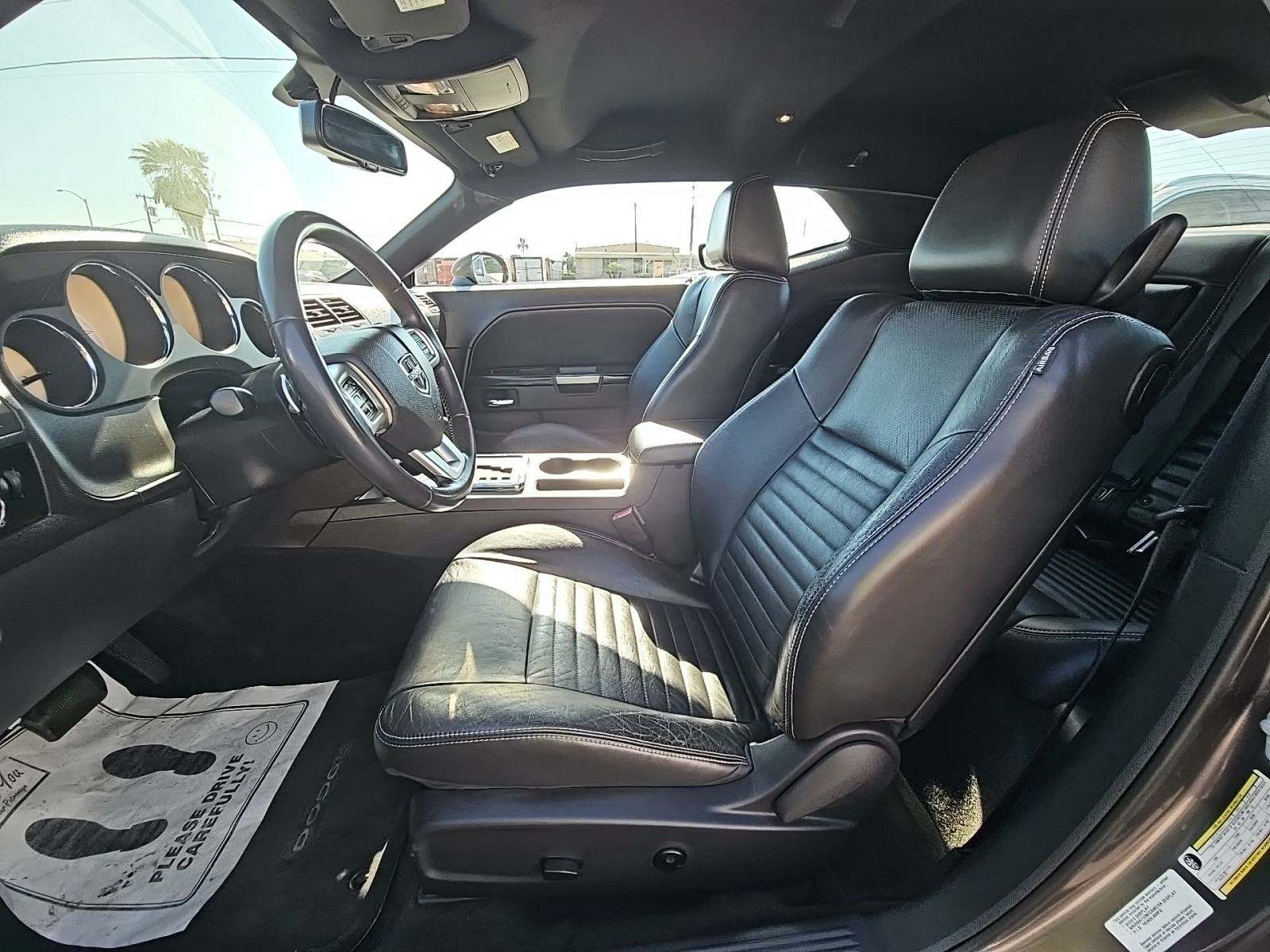 2013 Dodge Challenger R/T Classic RWD