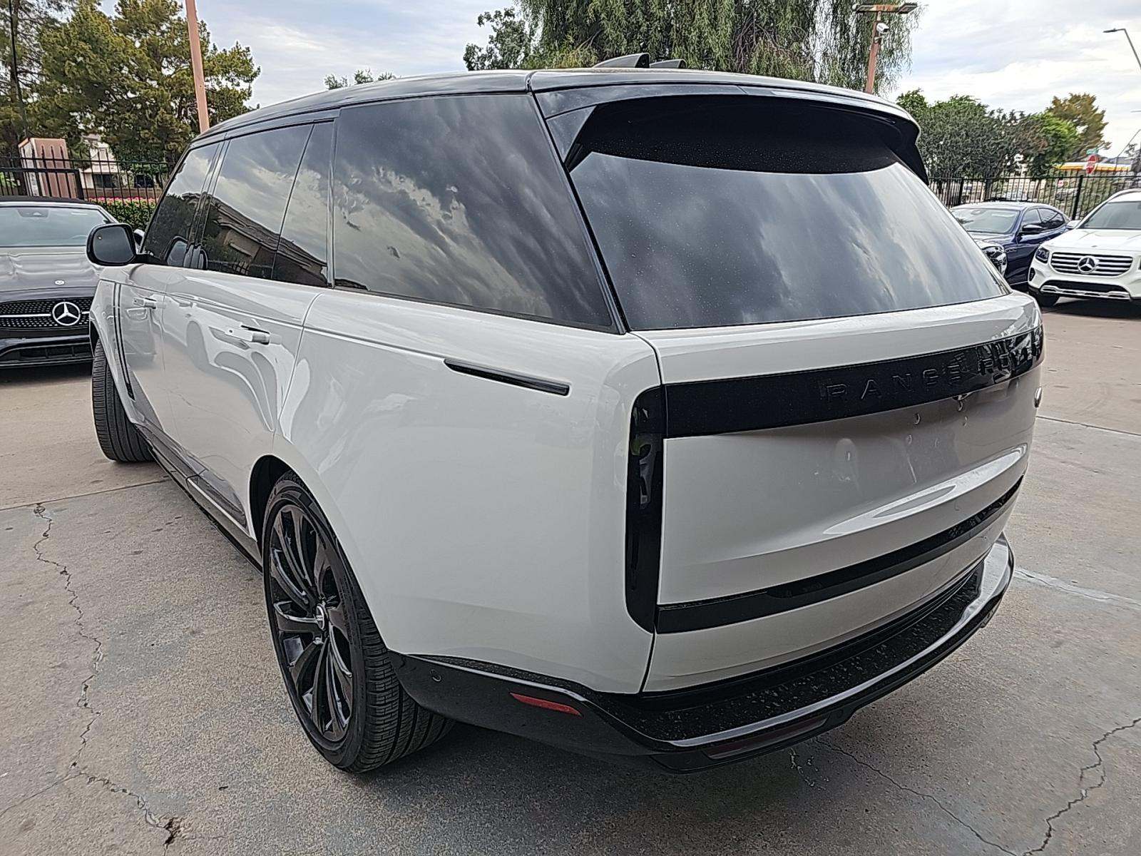 2023 Land Rover Range Rover Autobiography LWB AWD