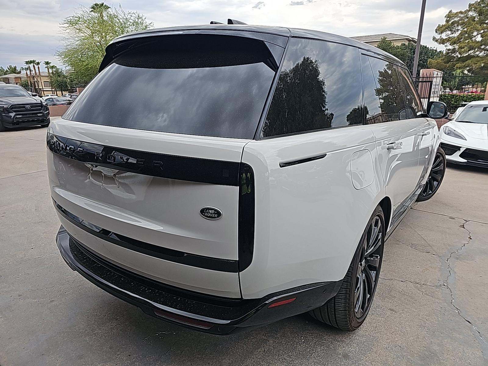 2023 Land Rover Range Rover Autobiography LWB AWD