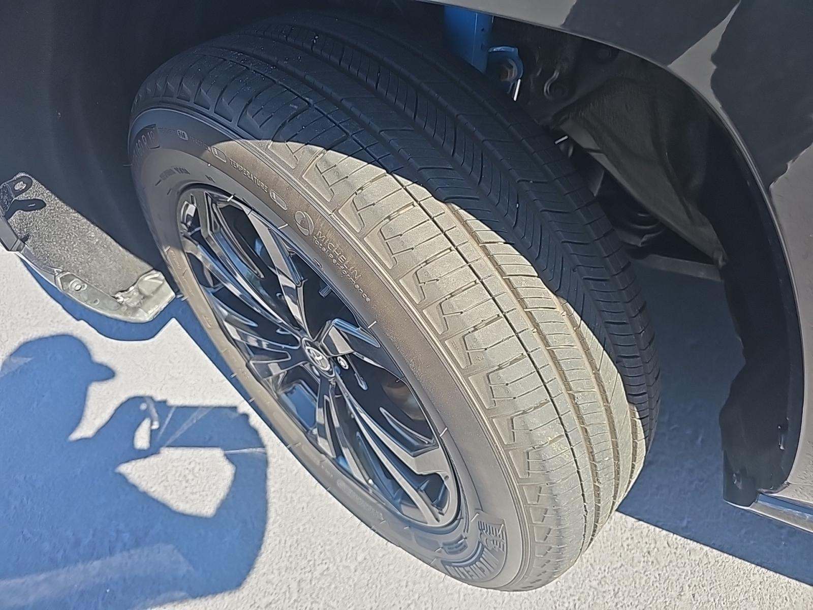 2025 Toyota RAV4 Hybrid XSE AWD