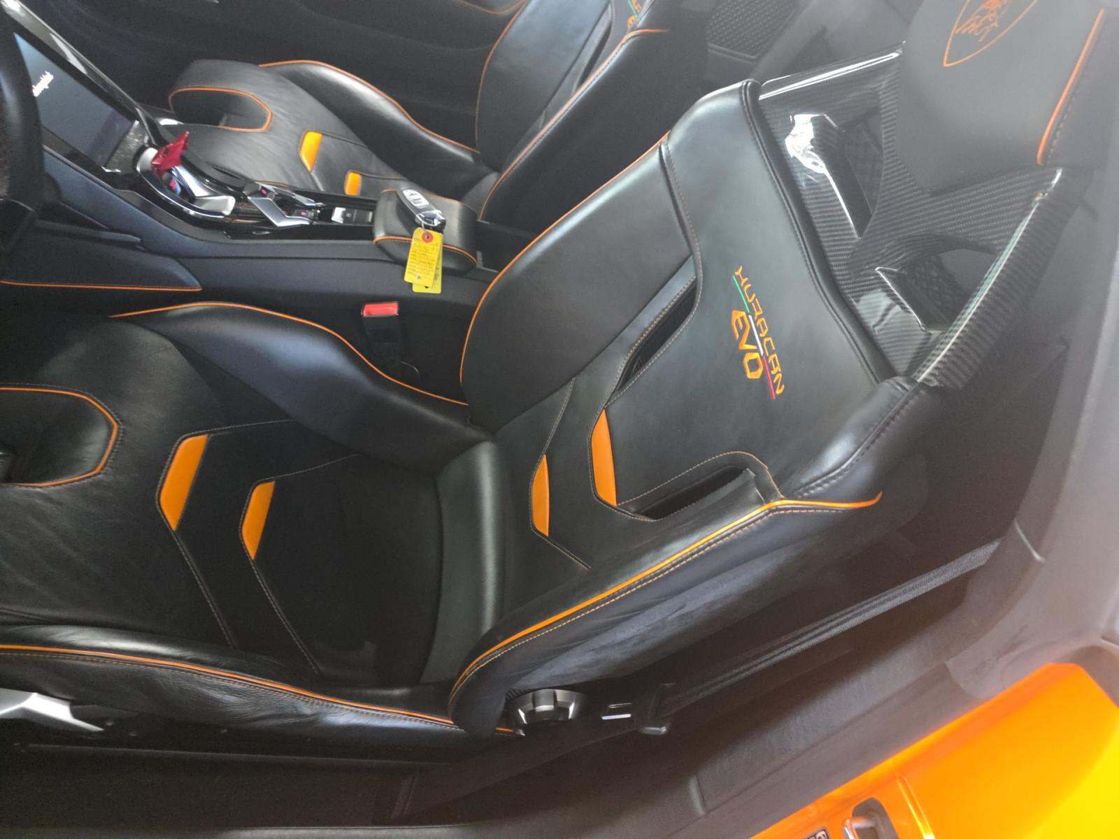 2021 Lamborghini Huracan EVO RWD