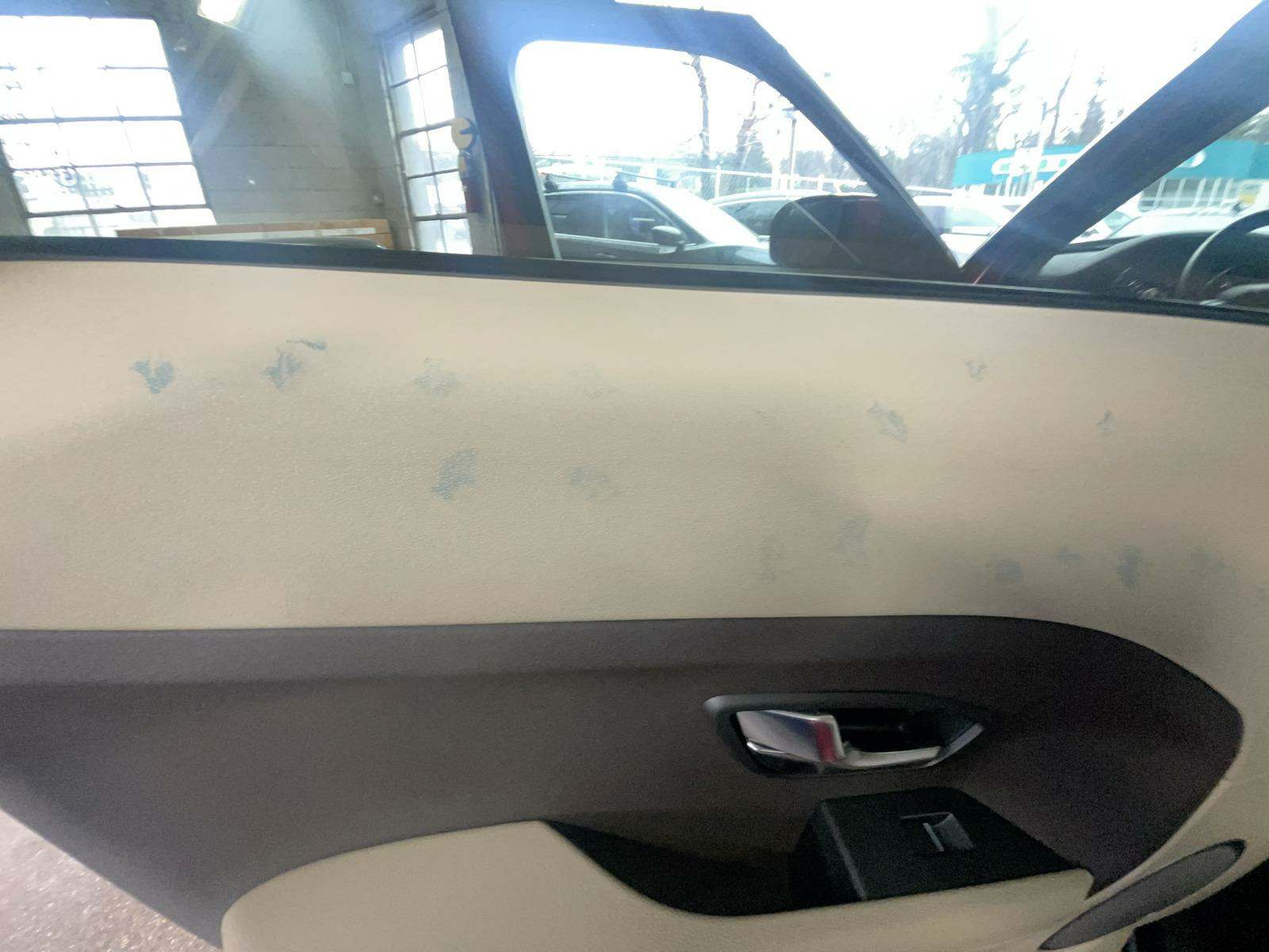 2012 Land Rover Range Rover Evoque Pure Premium AWD