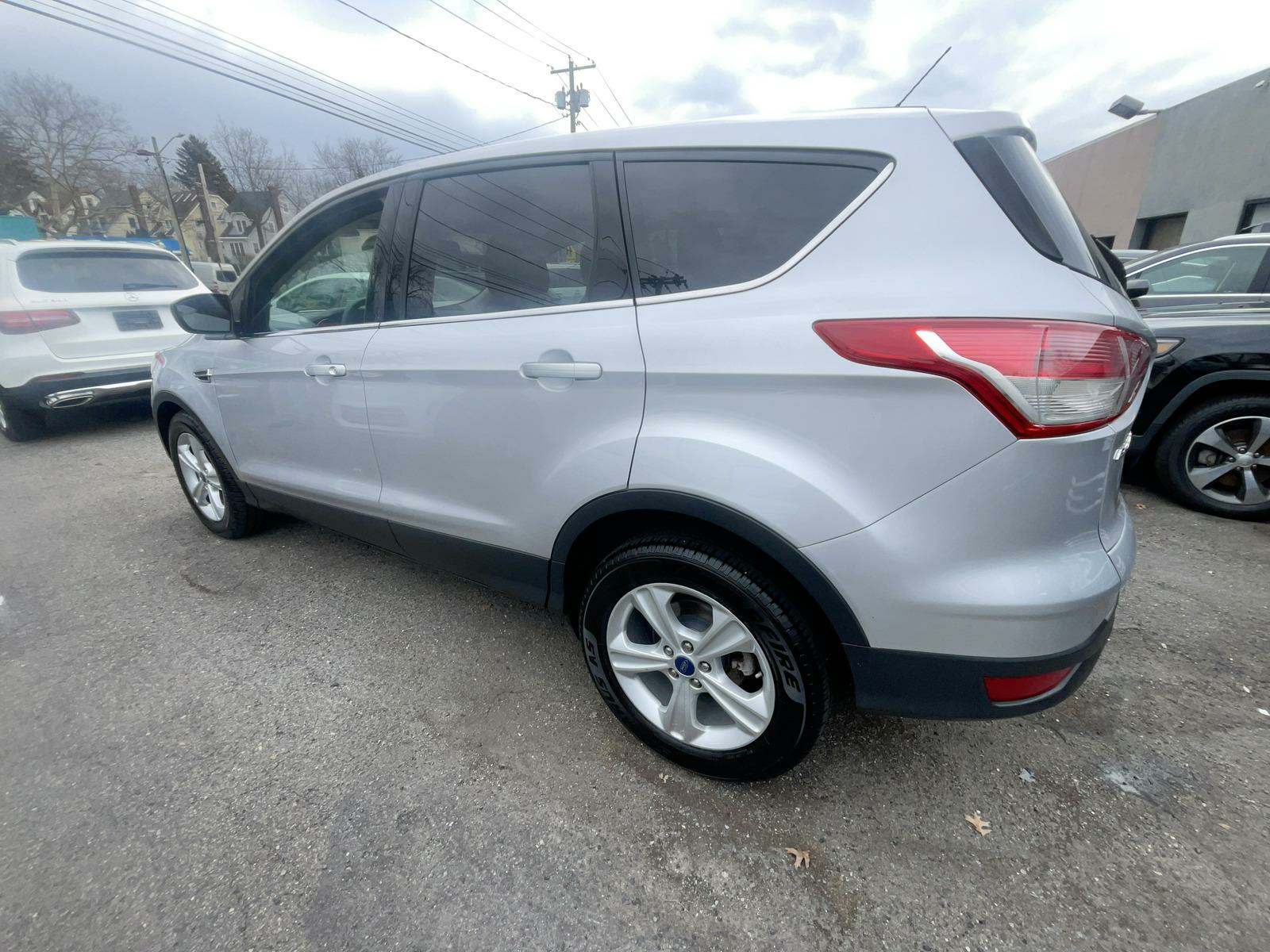 2015 Ford Escape SE FWD