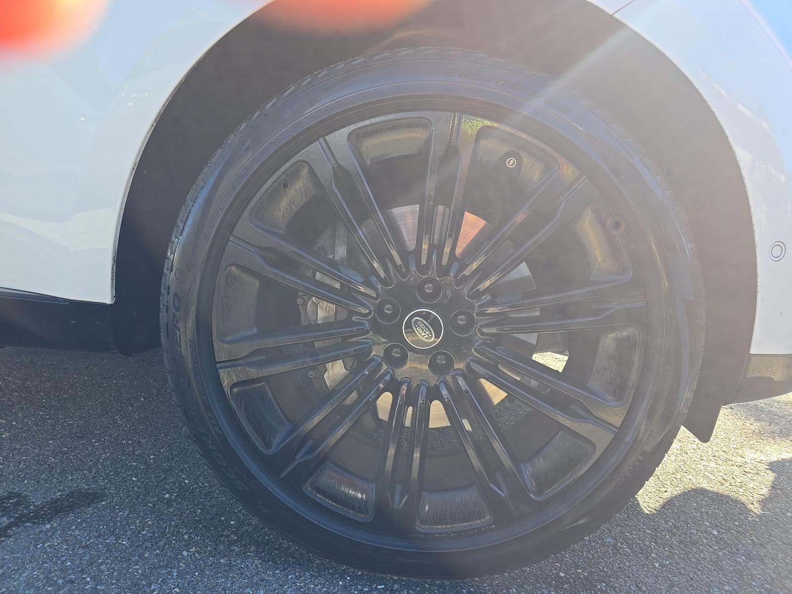 2022 Land Rover Range Rover SE AWD