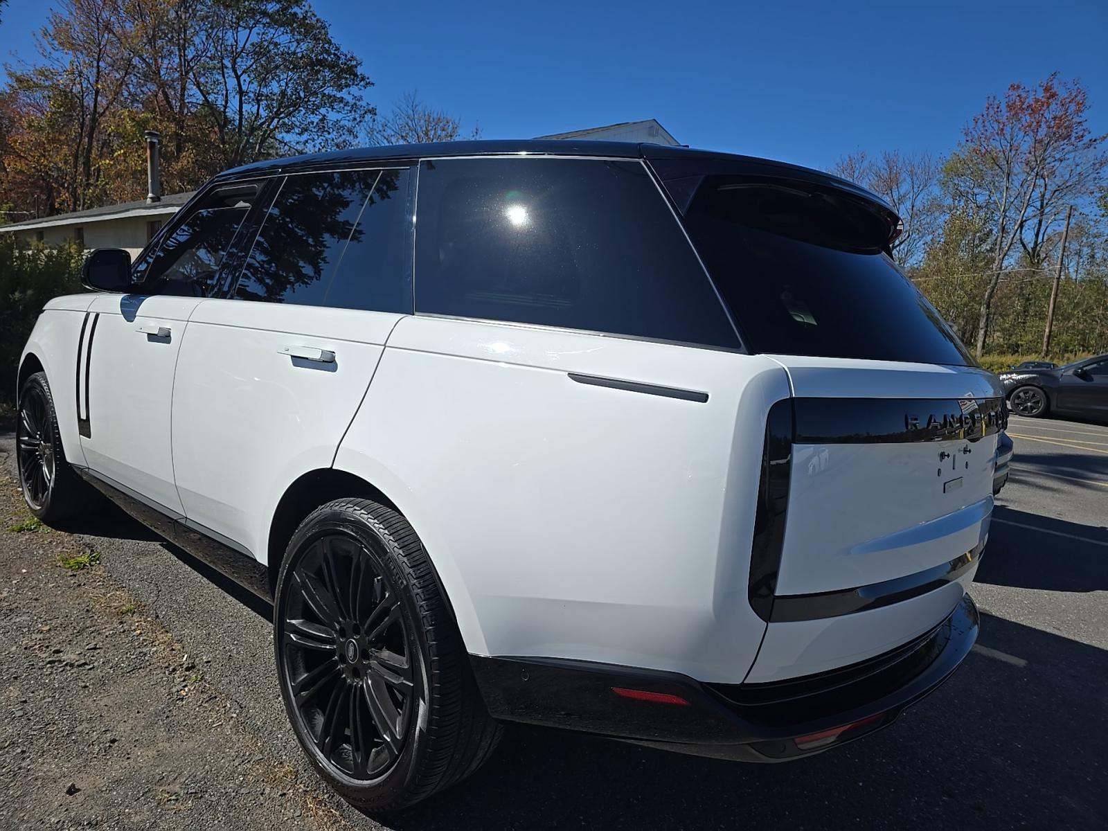 2022 Land Rover Range Rover SE AWD