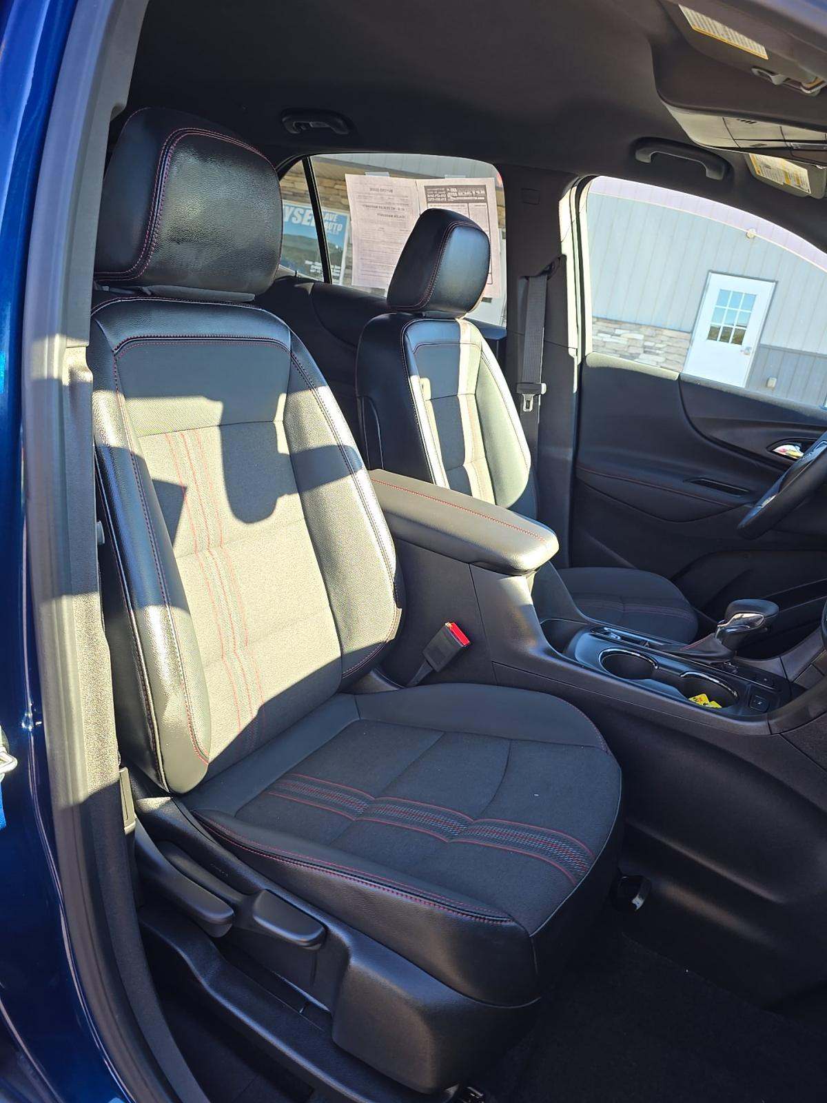 2023 Chevrolet Equinox RS AWD