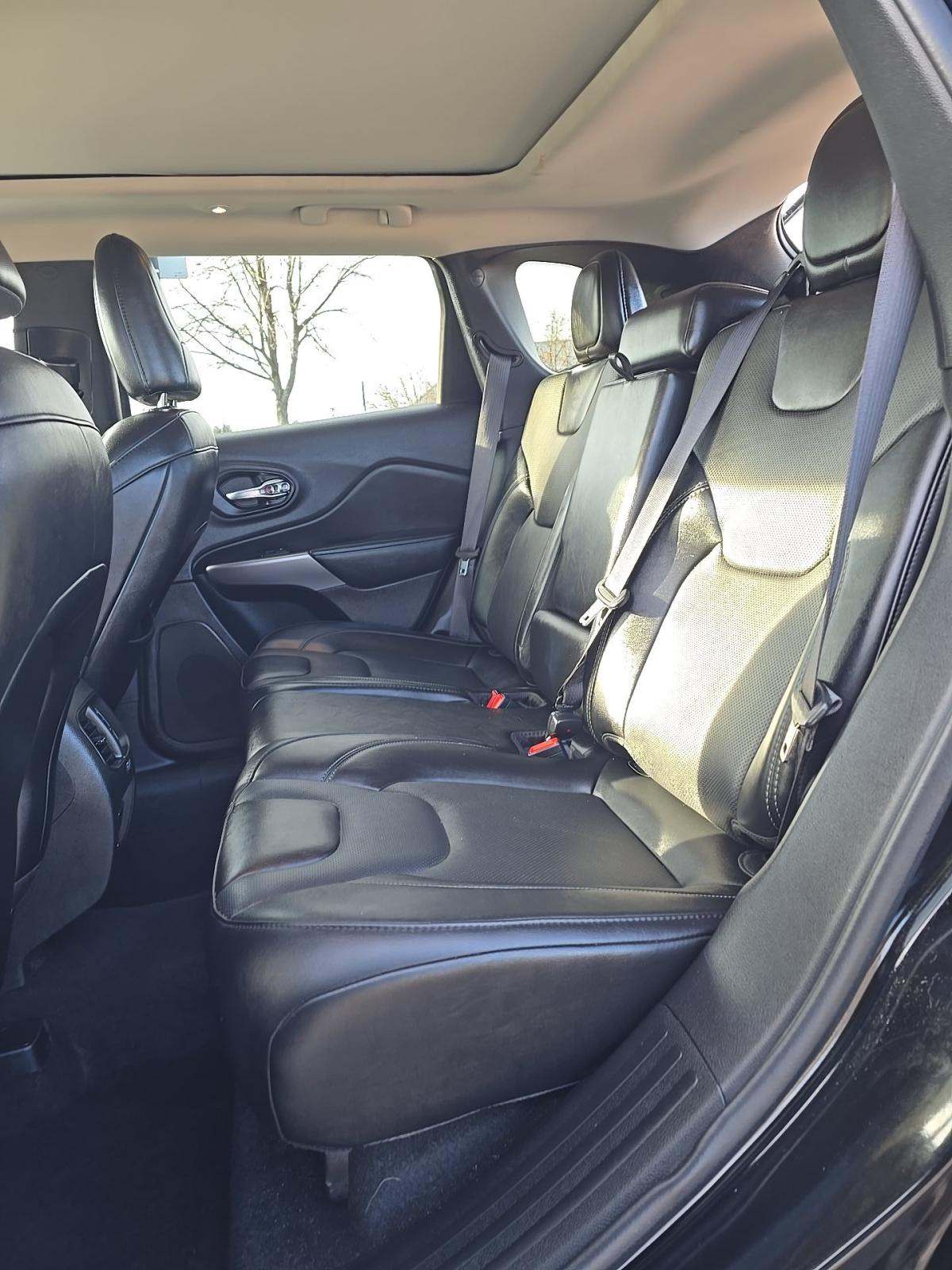 2022 Jeep Cherokee Limited AWD