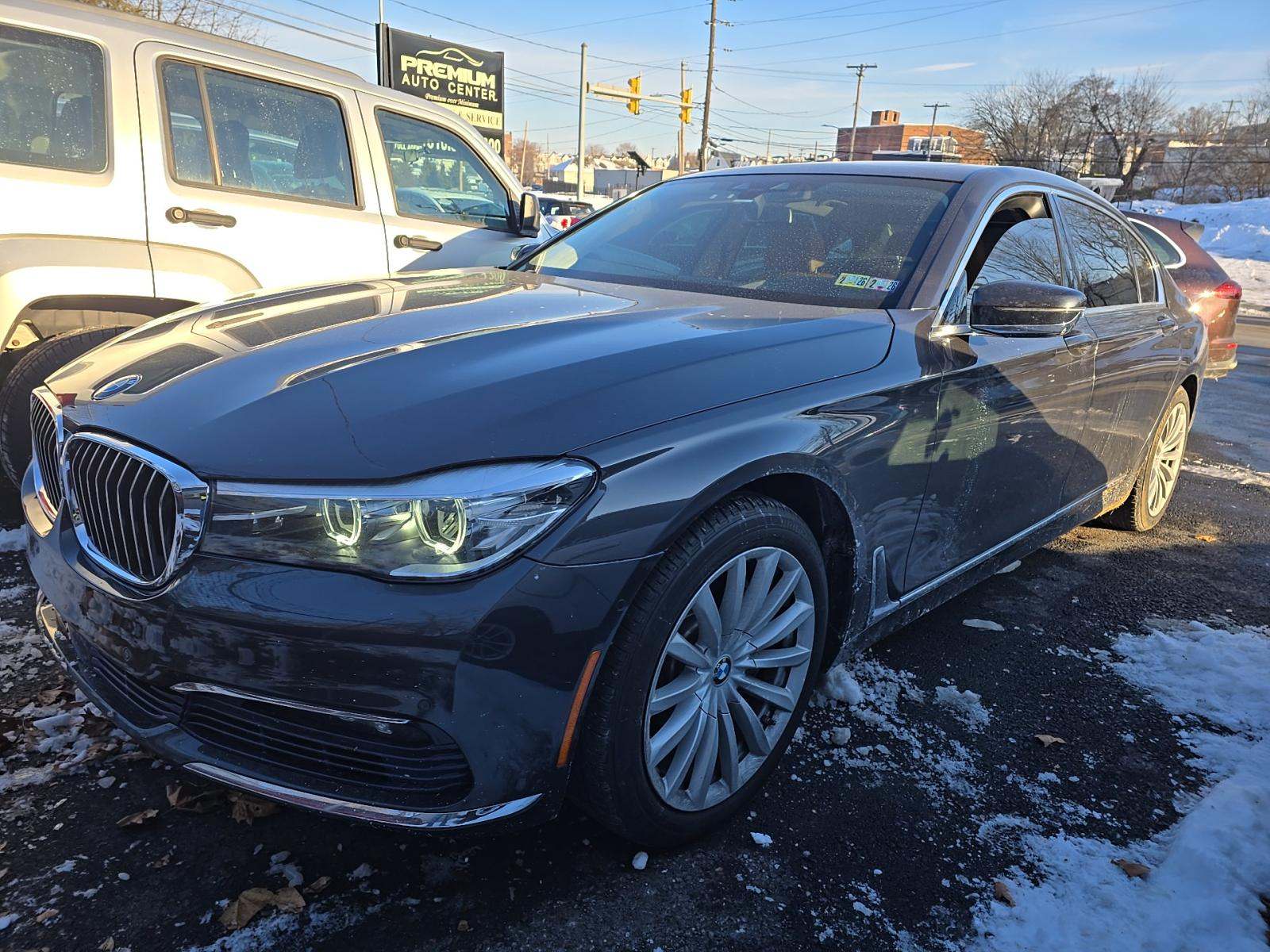 2017 BMW 7 Series Sedan 740i xDrive