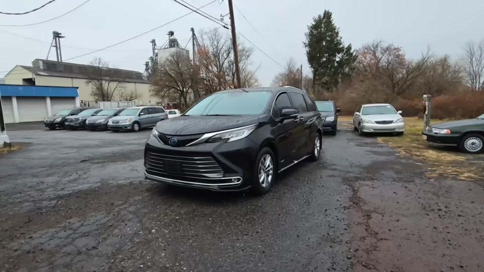 2021 Toyota Sienna Limited 7-Passenger 120.5