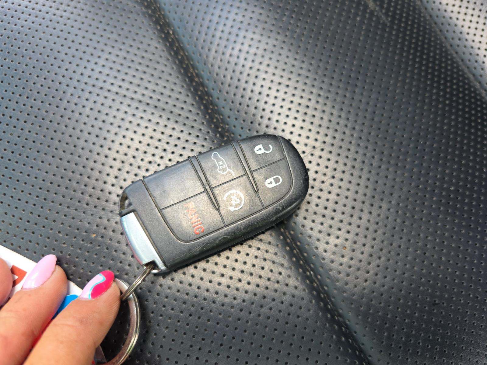 JEEP GRAND CHEROKEE - 4