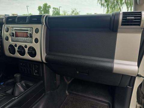 2013 Toyota FJ Cruiser Base AWD