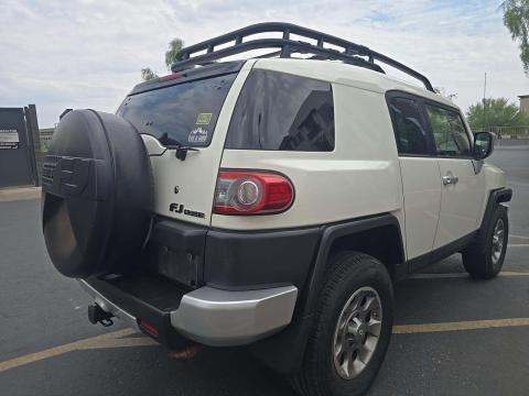 2013 Toyota FJ Cruiser Base AWD