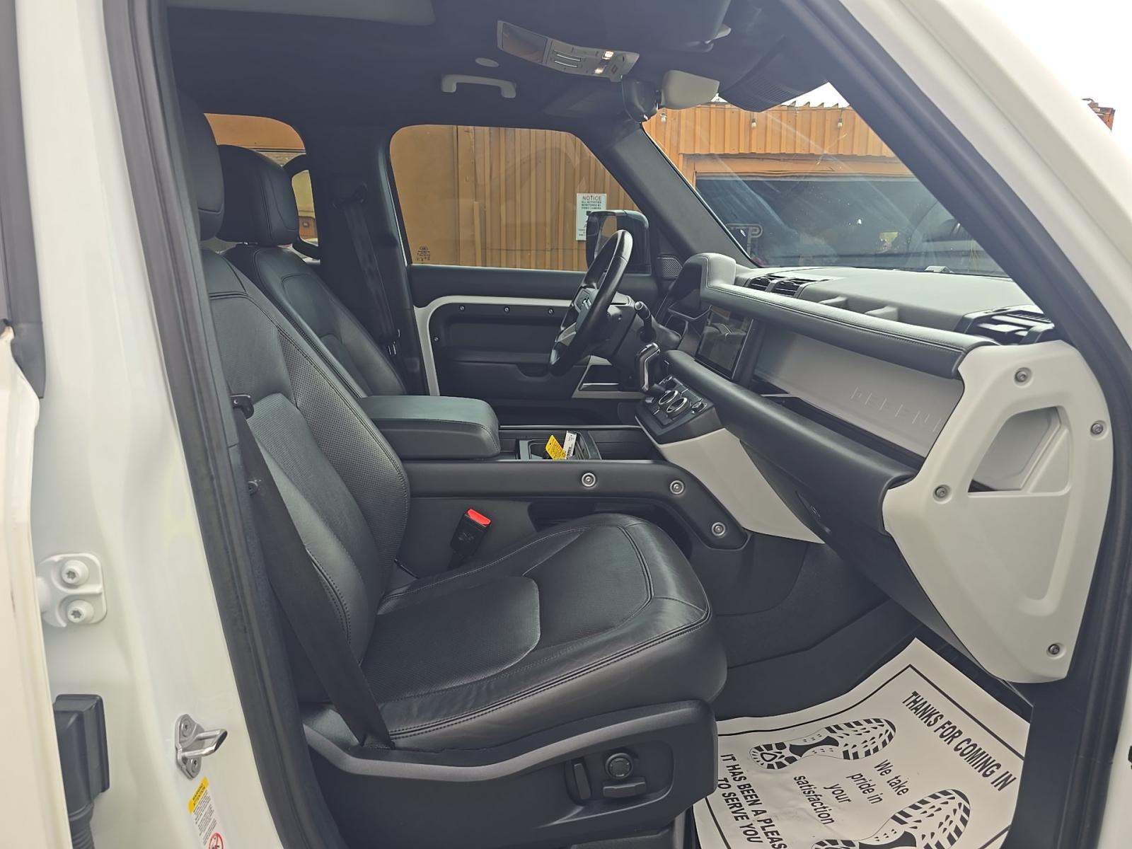 2023 Land Rover Defender 110 SE AWD