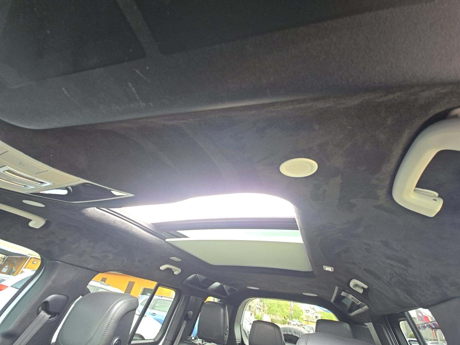 2023 Land Rover Defender 110 SE AWD
